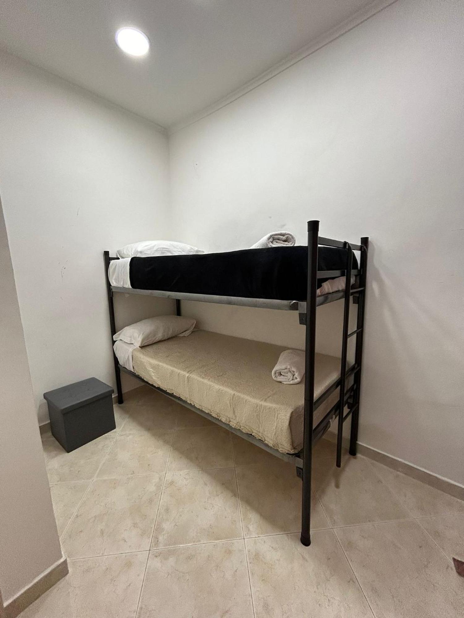 Appartement Dora House Valentino à Naples Extérieur photo