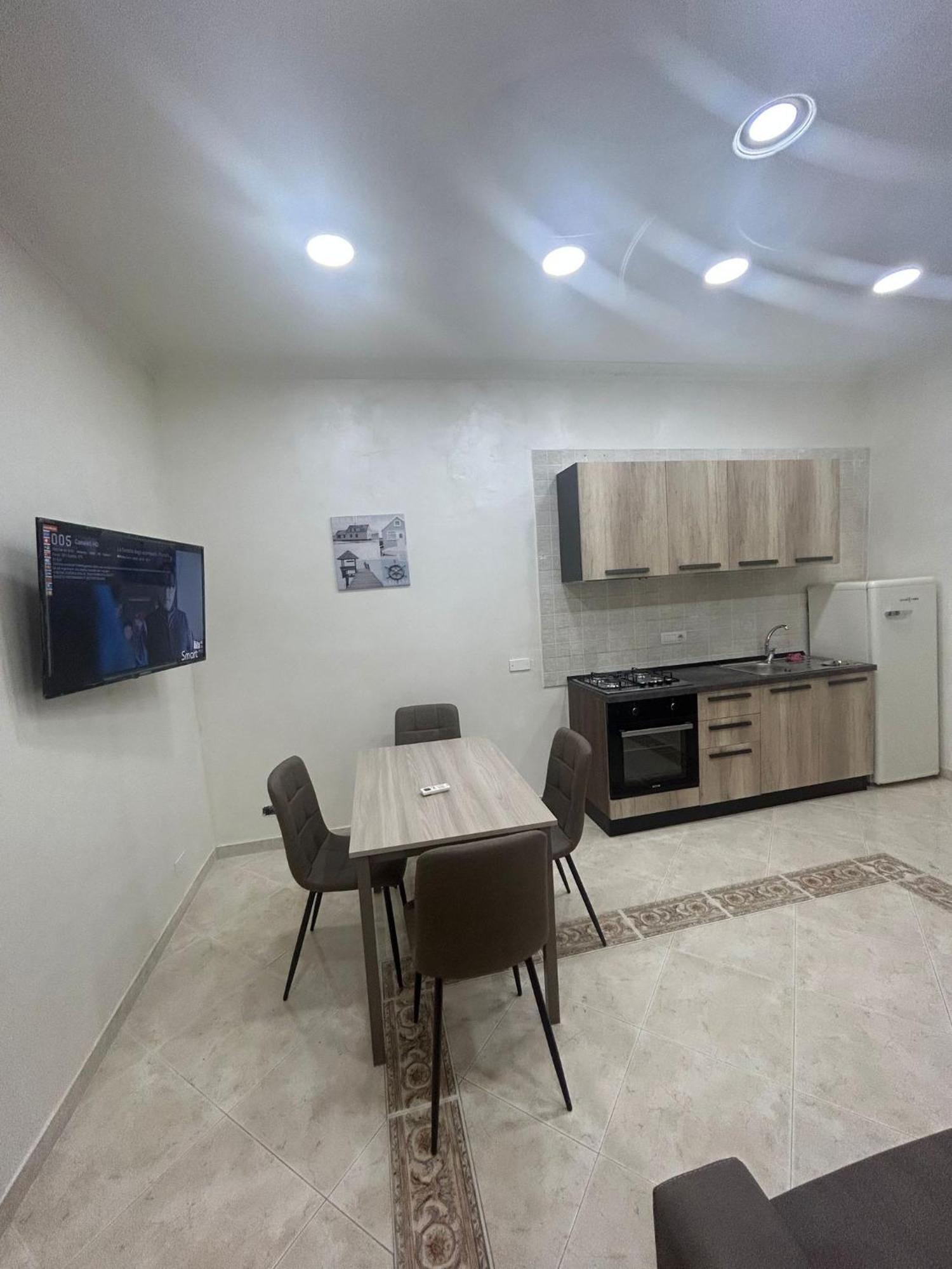 Appartement Dora House Valentino à Naples Extérieur photo